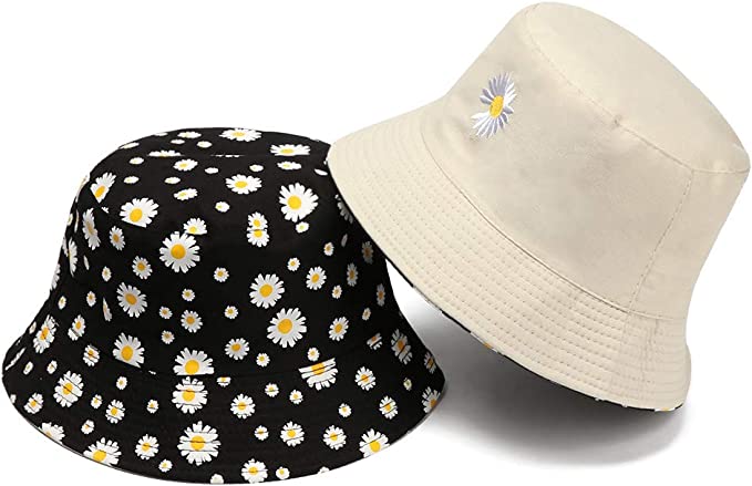 Fashion Daisies Print Bucket Hat,